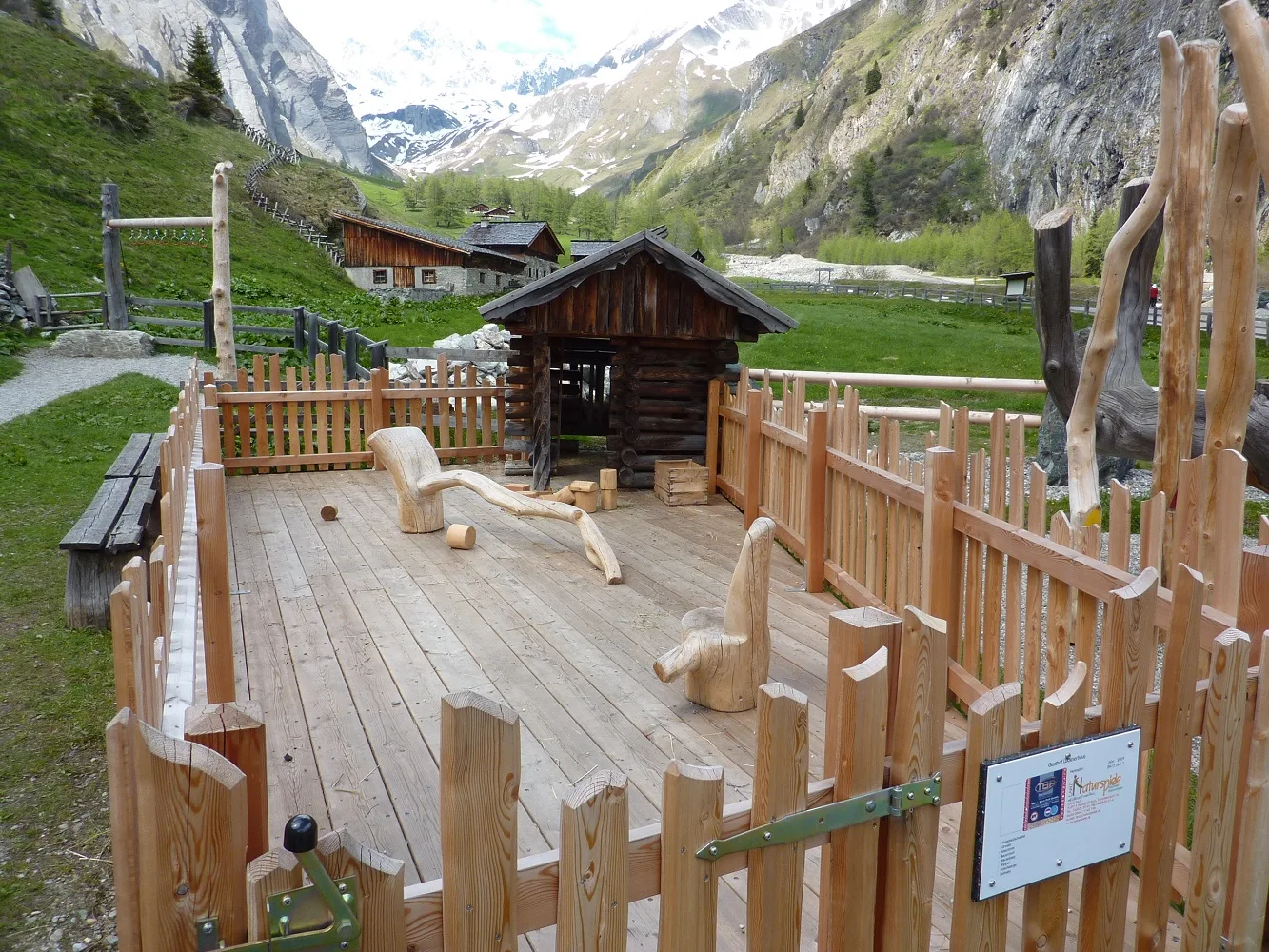 Spielhäuser – Lucknerhaus